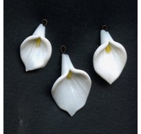 VINTAGE CALLA LILY LAMPWORK DROPS