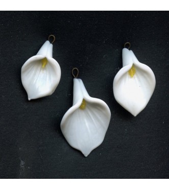 VINTAGE CALLA LILY LAMPWORK DROPS