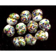 VINTAGE SPECKLED WHITE SNAILS