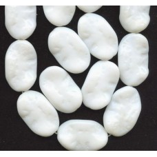 BEAUTIFUL VINTAGE SHINY WHITE FOCAL BEADS