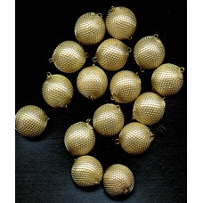 STRIKING VINTAGE MESH COVERED LUCITE BEADS