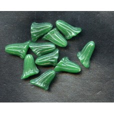 VINTAGE  GREEN CALLA LILLY CZECH BEADS