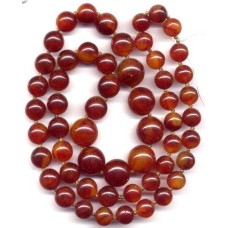 VINTAGE BAKELITE CARAMEL NECKLACE