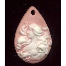 VINTAGE CERAMIC CAMEO TEARDROP PENDANT