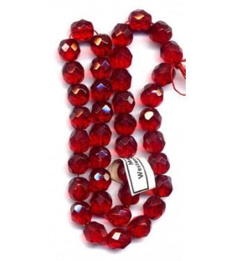 VINTAGE WG FACETED CHERRY RED STRAND