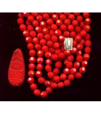 VINTAGE LIPSTICK RED BEADS & PENDANT TOO