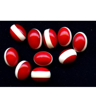 VINTAGE DECO LOOK RED AND WHITE LUCITE BEADS