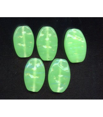 VINTAGE MIRIAM HASKELL GRANNY SMITH APPLE GREEN FLAT OVALS