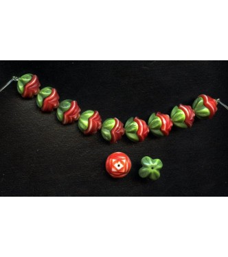 WONDERFUL TWO PIECE RED FLOWER BEADS