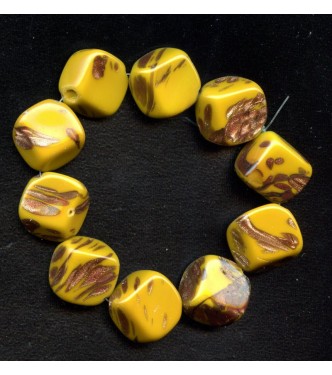 VINTAGE CARAMEL BEADS WITH SPARKLING AVENTURINE