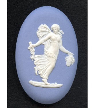 BEAUTIFUL VINTAGE WEDGWOOD CAMEO