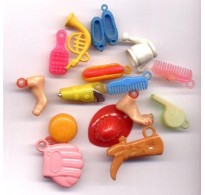 VINTAGE PLASTIC CHARMS...ADORABLE