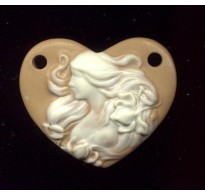 VINTAGE CERAMIC CAMEO HEART PENDANT (Cream)